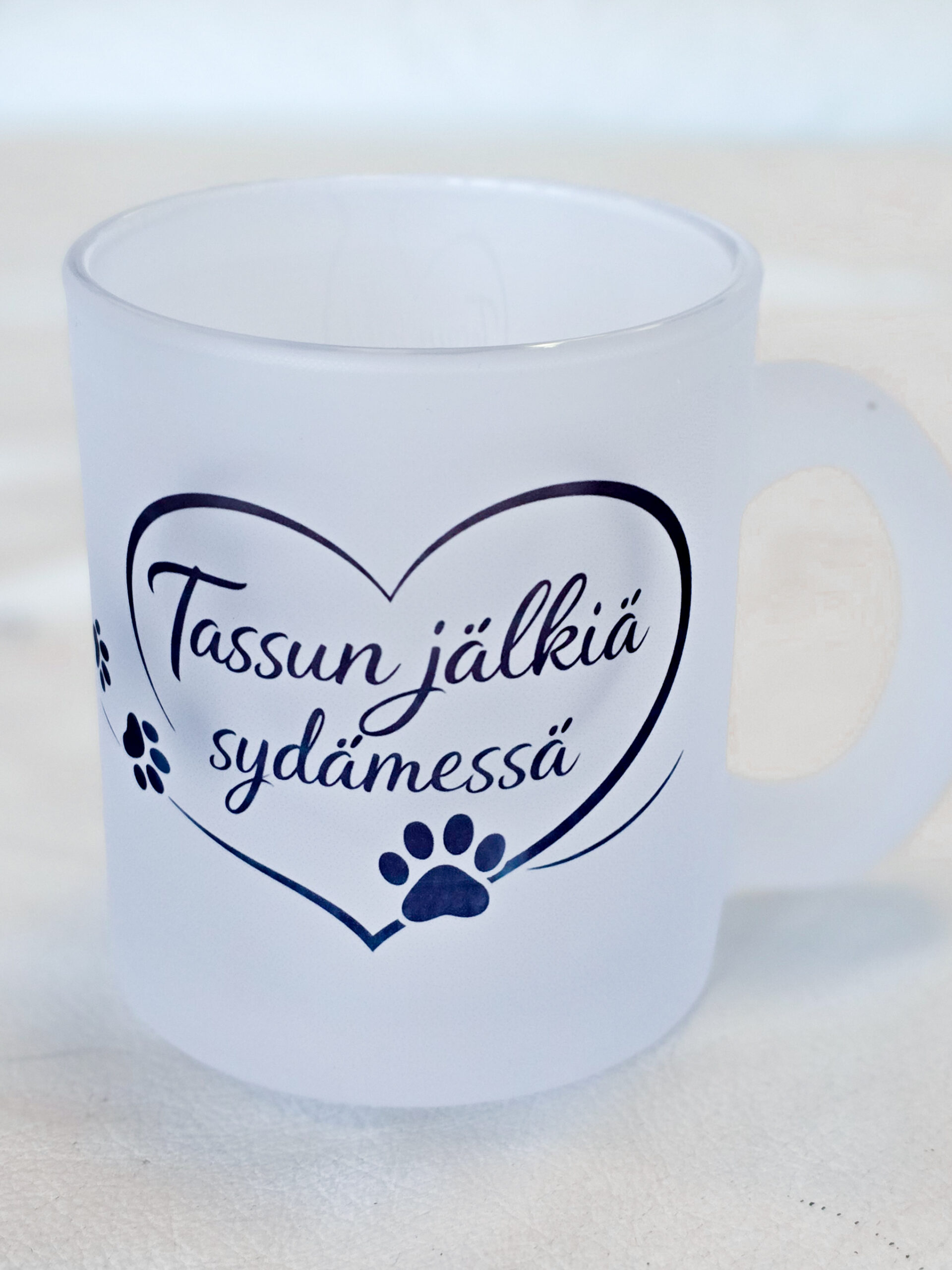 Satiinimuki- Tassun jälkiä sydämessä